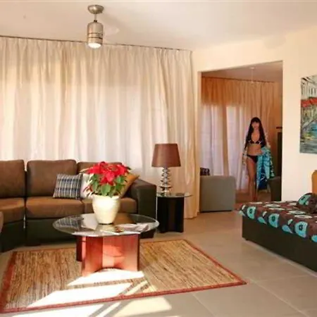Aphrodite Sands 4* Mandriá